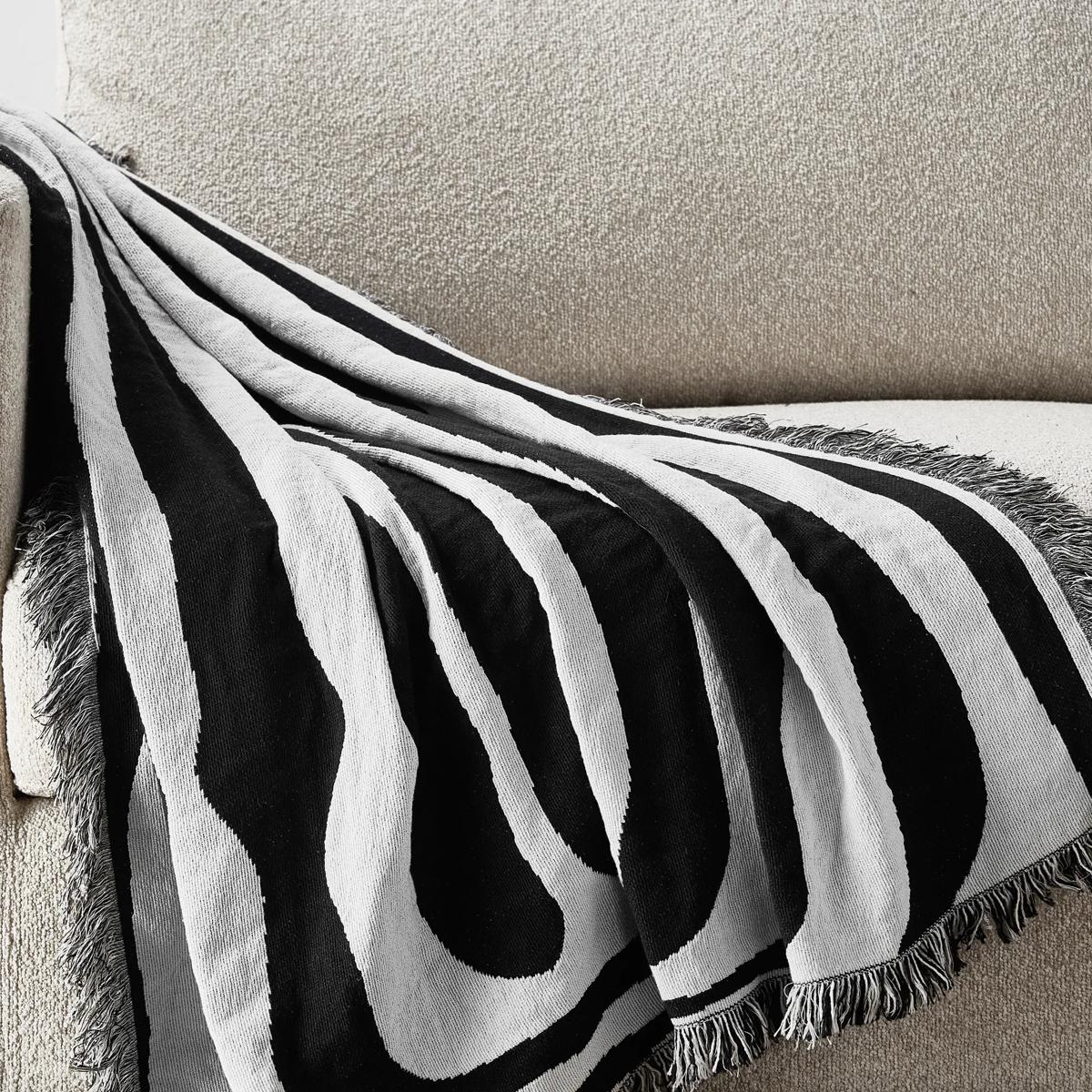 Eren Fringe Throw 50" x 60"