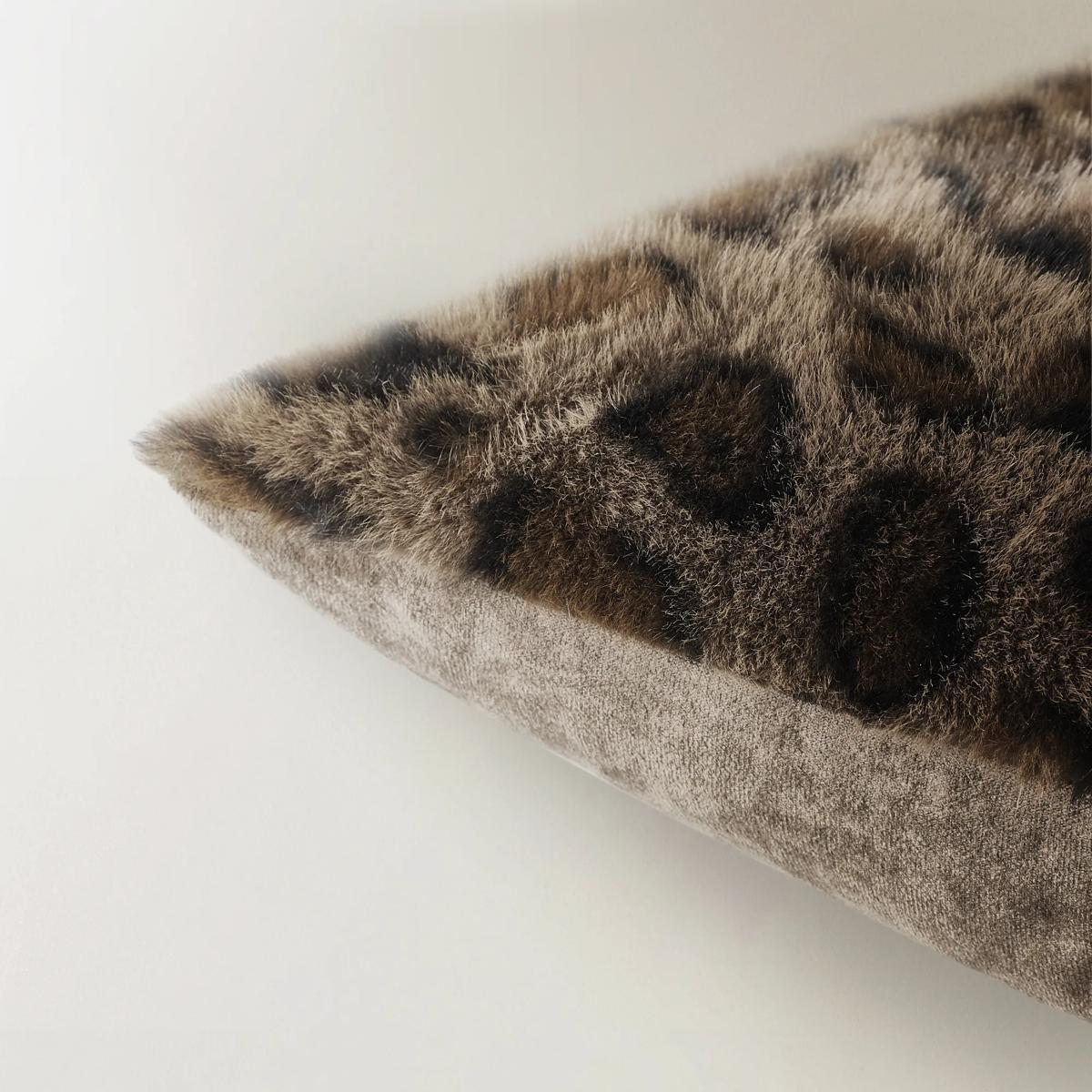 Nyx Faux Fur Pillow 22"