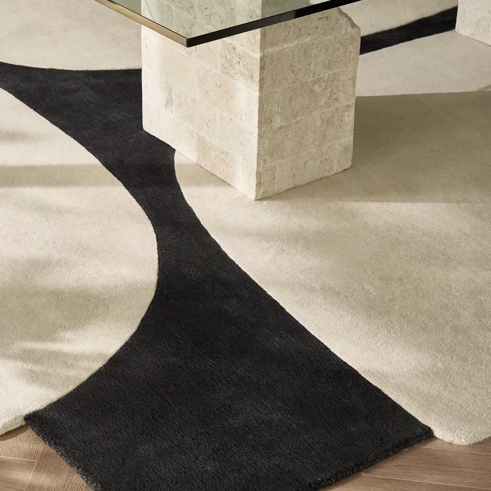 Contour Wool Rug - Ivory/Charcoal