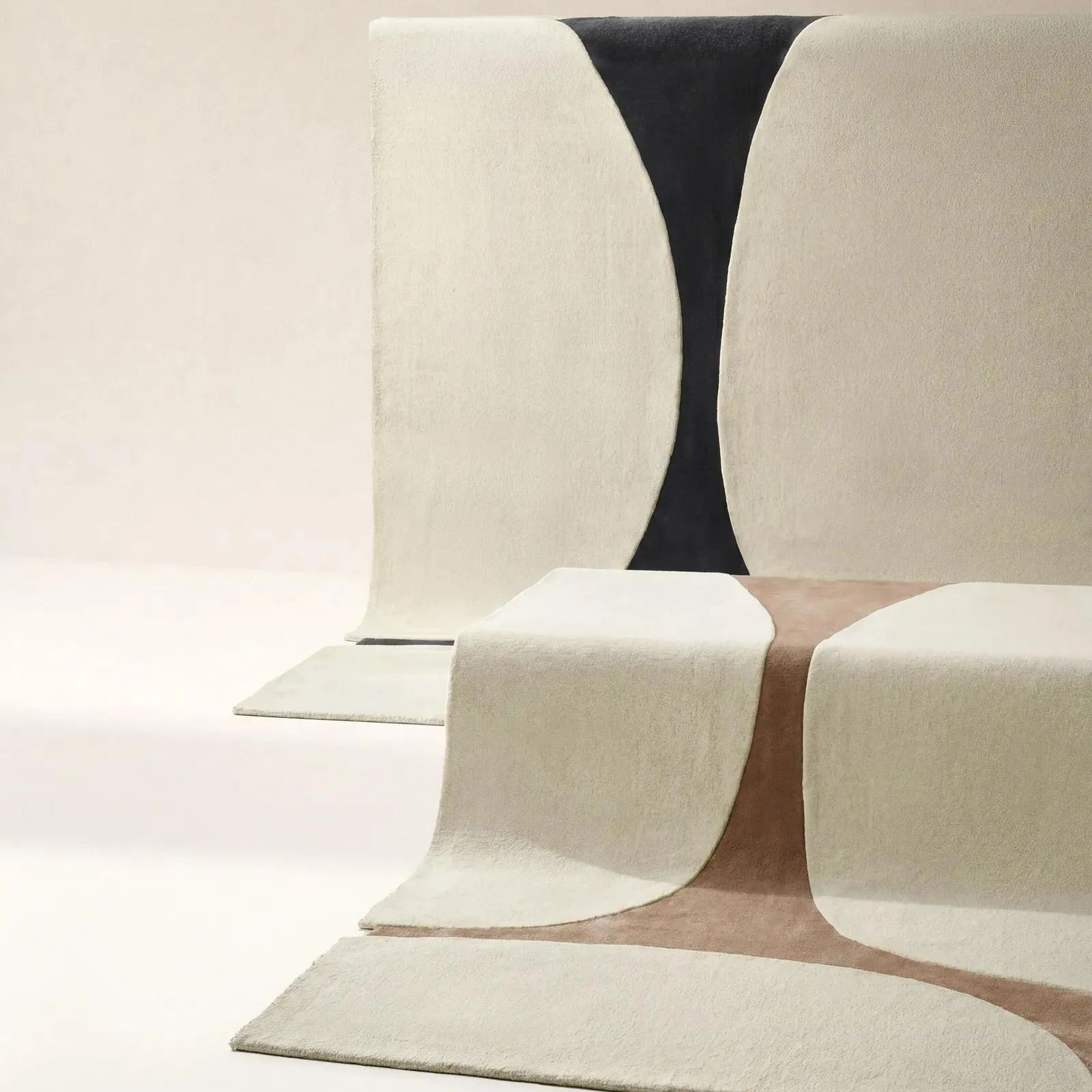 Contour Wool Rug - Ivory/Charcoal