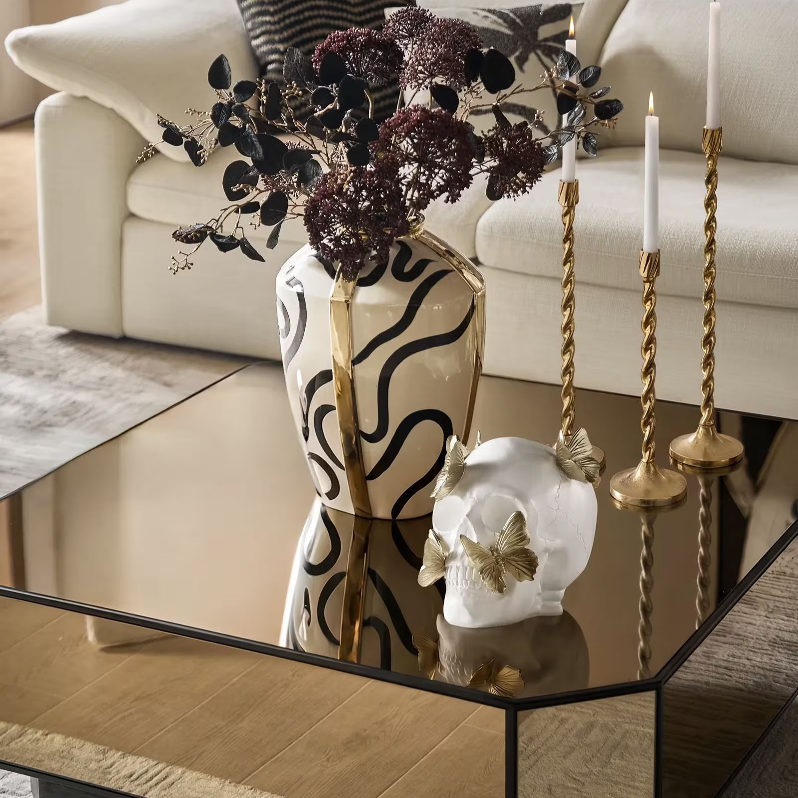 Butterfly Skull Decor 7.75" - White/Gold