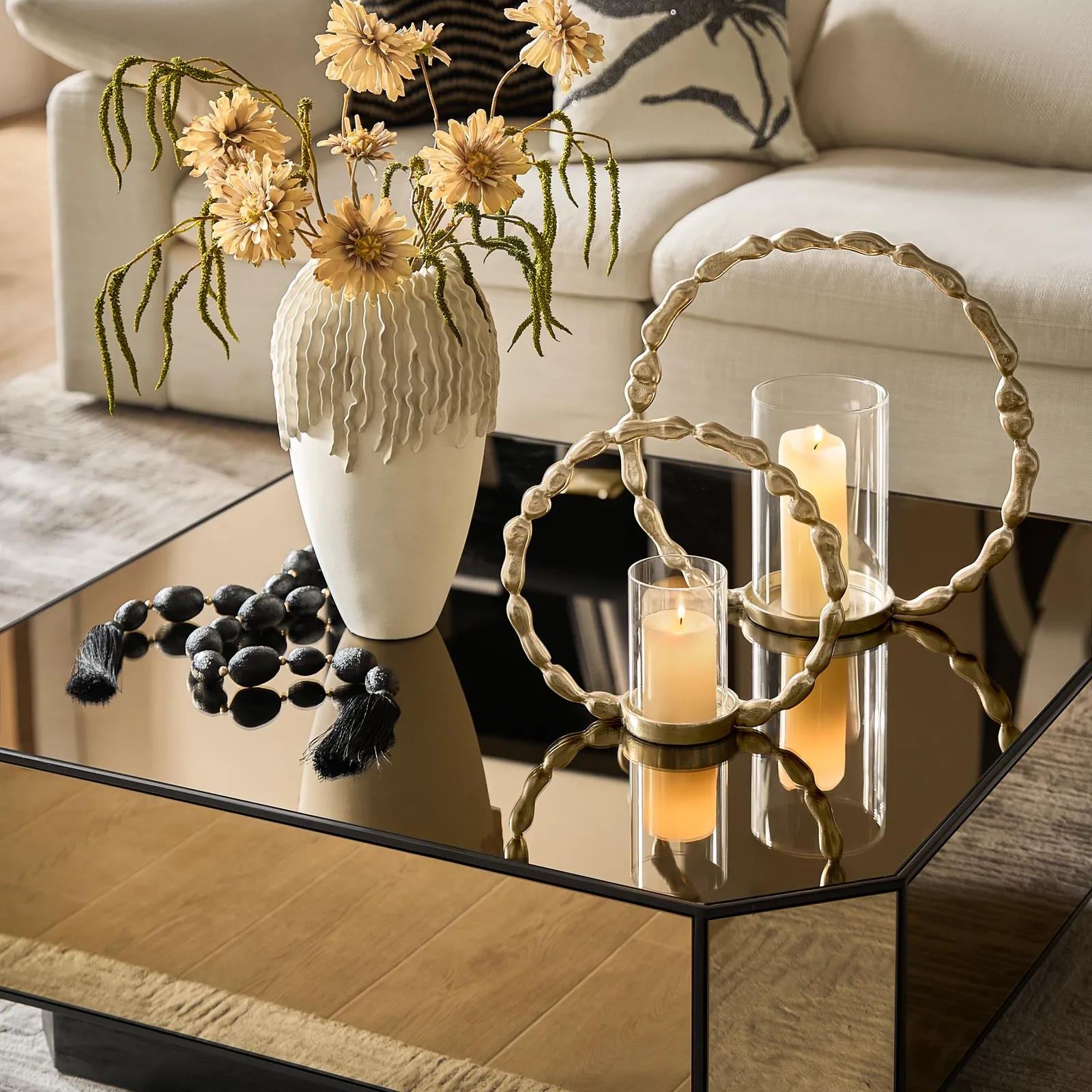 Curio Pillar Holder