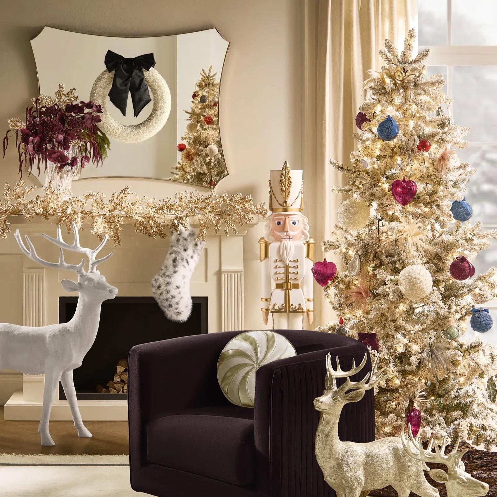 Metallic Gold Berry Garland 72"