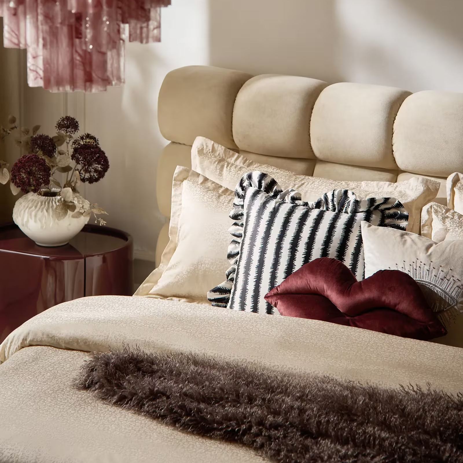 Lips Velvet Pillow 26" - Fig