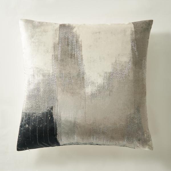 Nya Pillow 24"