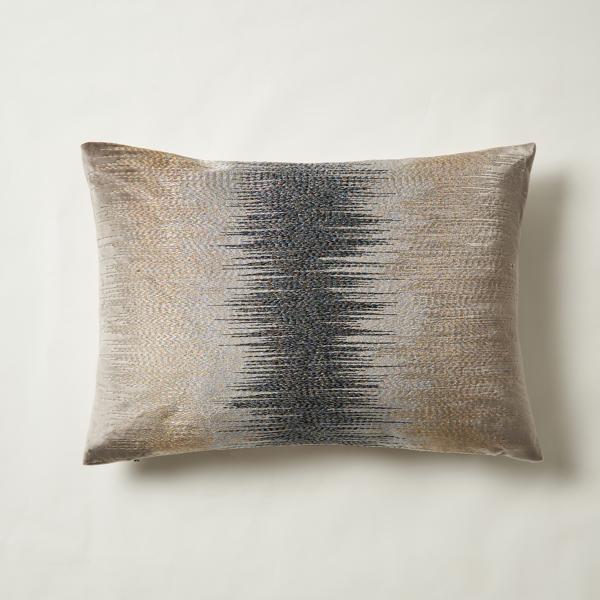 Leon Metallic Lumbar 14" x 20"