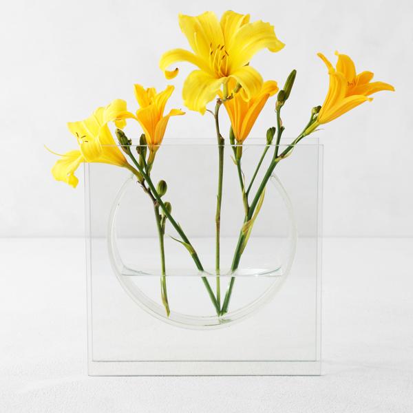 Solaris Vase
