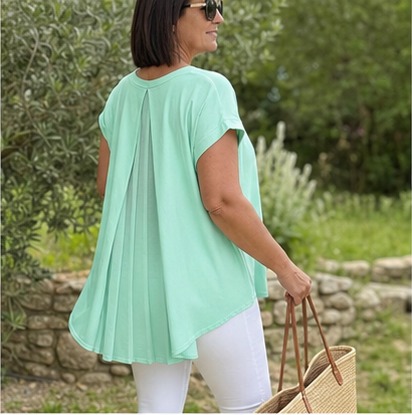 Inspiration française avec la tenue, vue 2