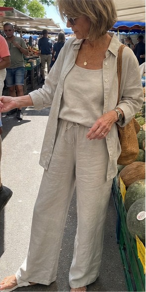 Inspiration fran&ccedil;aise avec la tenue, vue 4