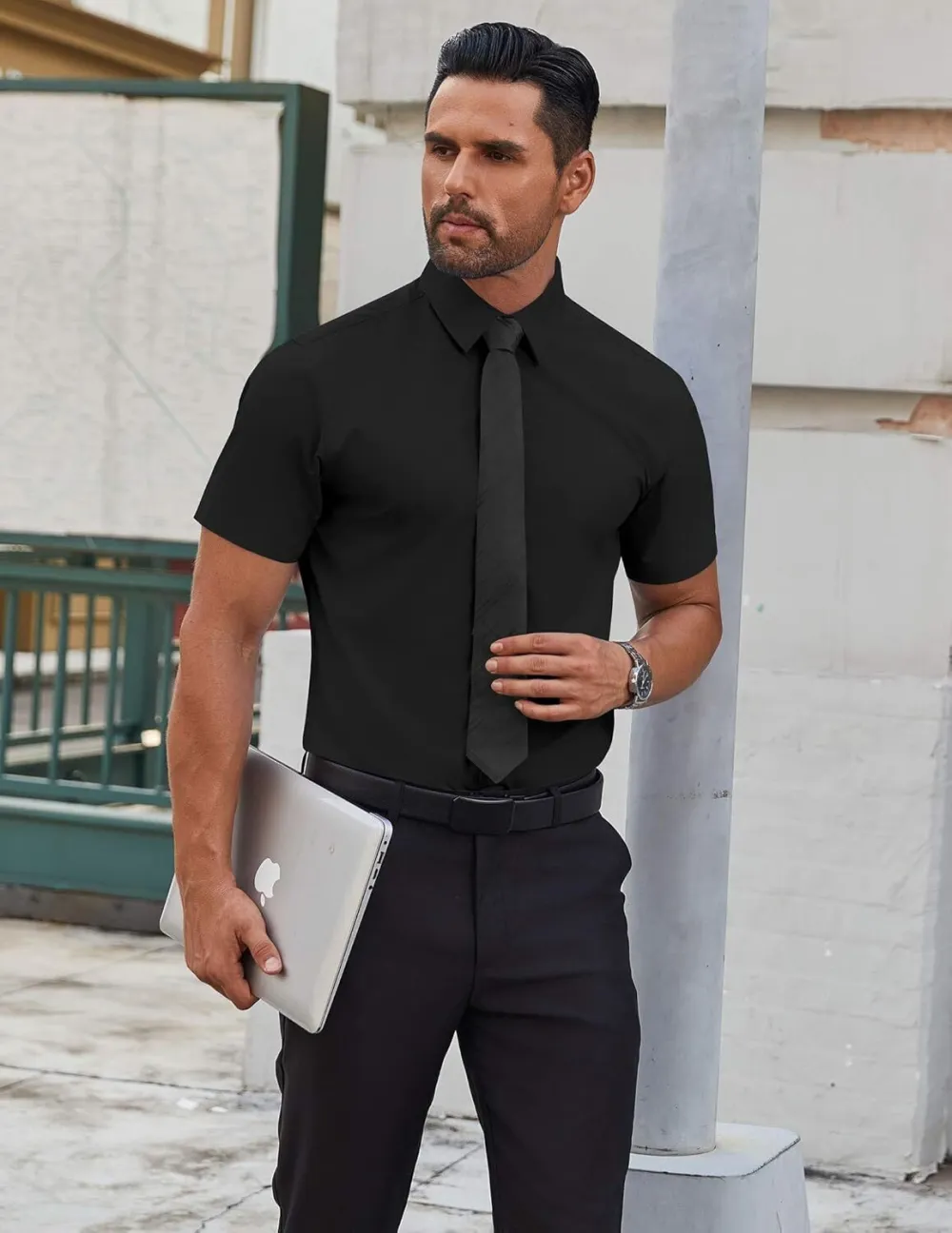 Chemise habillée à manches courtes pour homme – Sans repassage, décontractée, boutonnée, idéale à porter hors du pantalon pour l’été