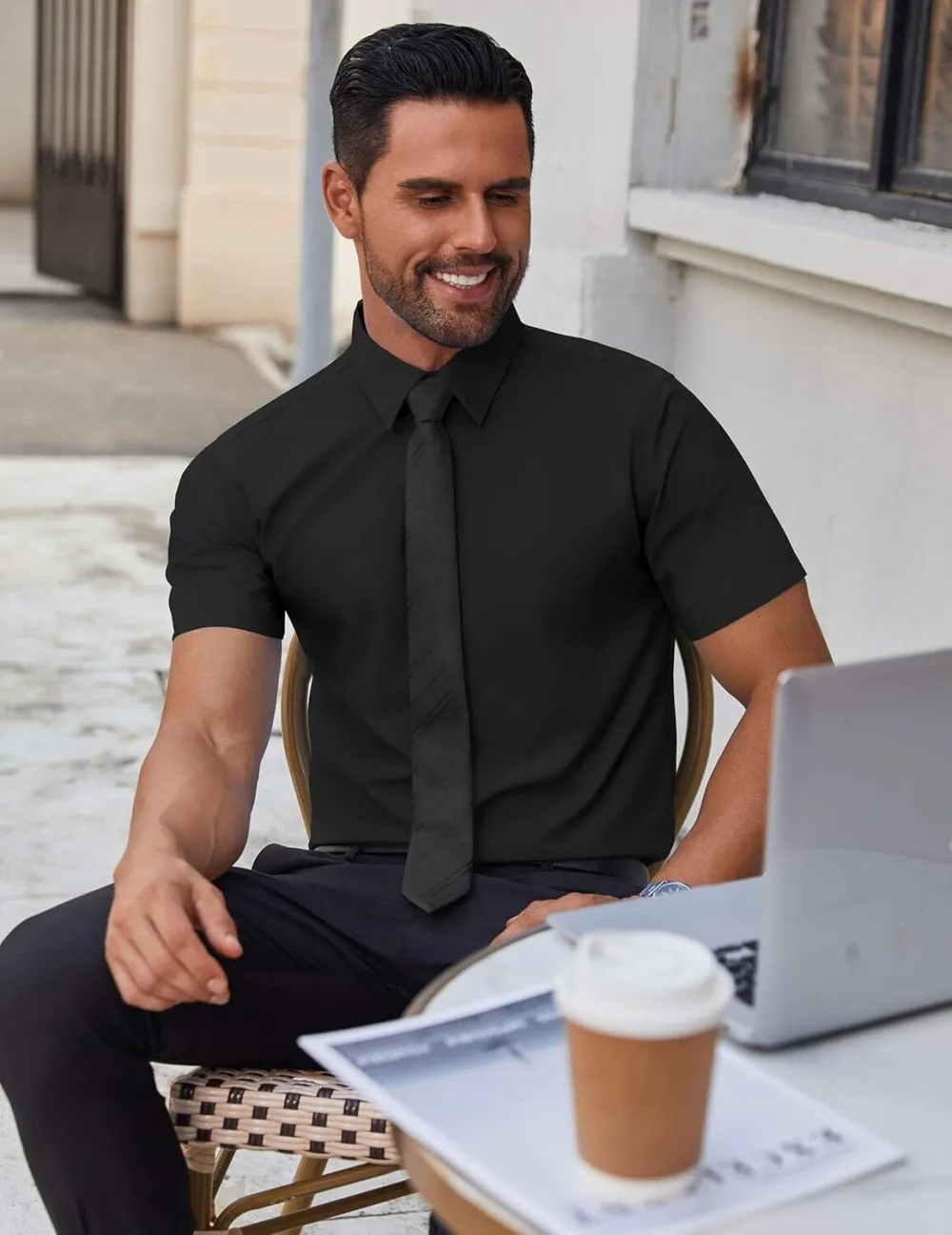 Chemise habillée à manches courtes pour homme – Sans repassage, décontractée, boutonnée, idéale à porter hors du pantalon pour l’été