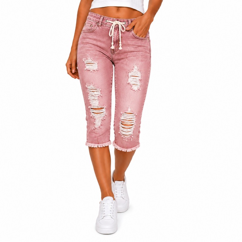 Plus Size Casual Cropped Jeans + Stylish Top