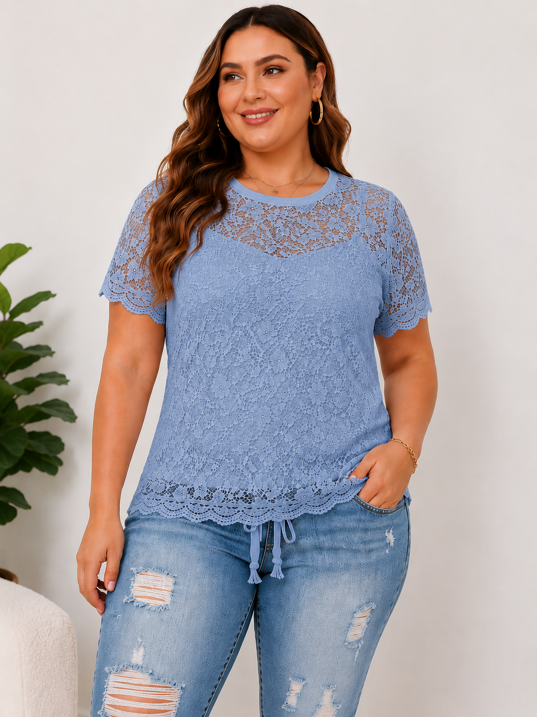 Plus Size Casual Cropped Jeans + Stylish Top