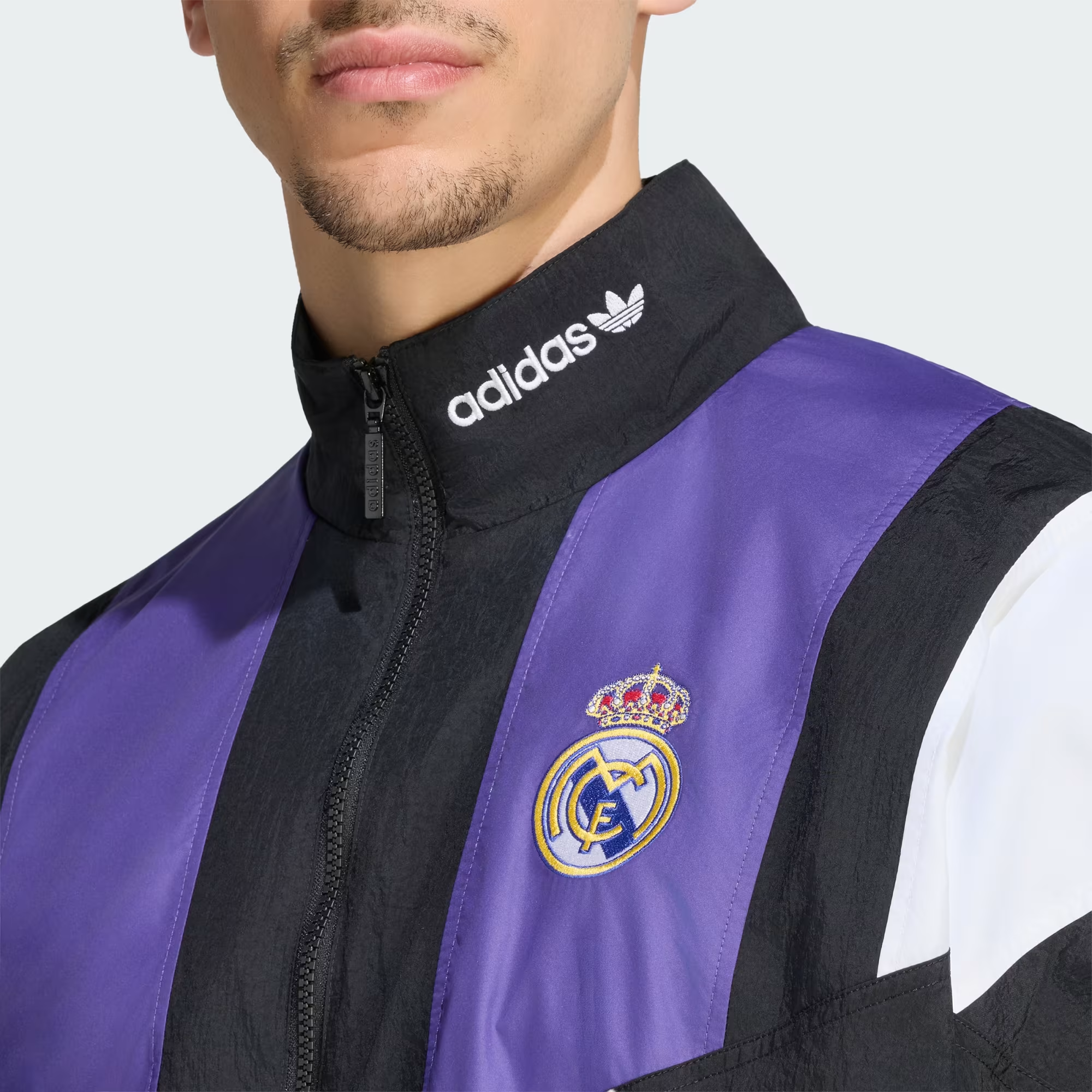 Real Madrid EQT Tracksuit | Youth - Matchday Gear Image 5