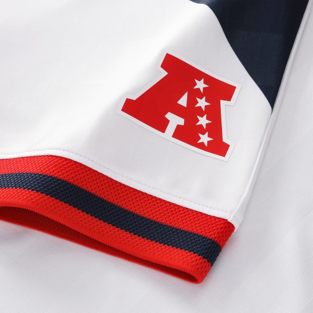 New England Patriots Football x Football Fan Top | 6-Star Embroidered Crest