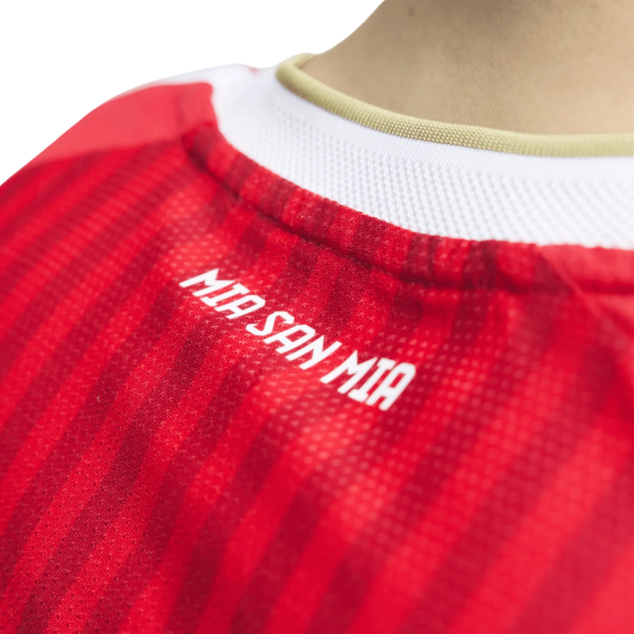 Bayern Munich 2026/27 Authentic Home  Jersey - Red Soccer Shirt