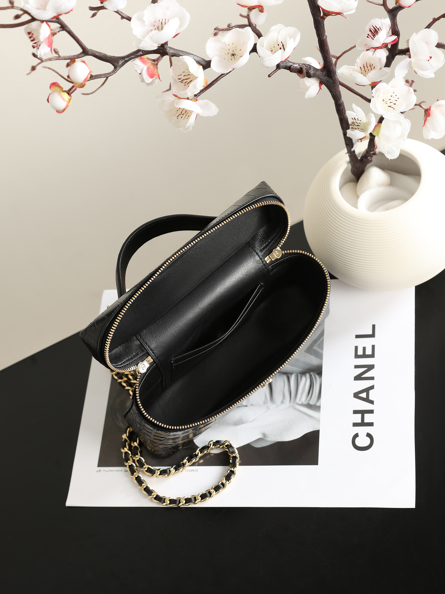 CCBAG 10