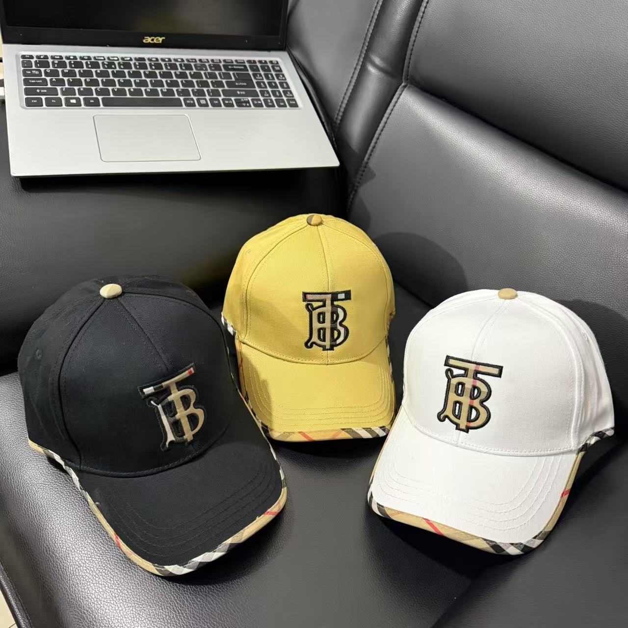 Hat 447