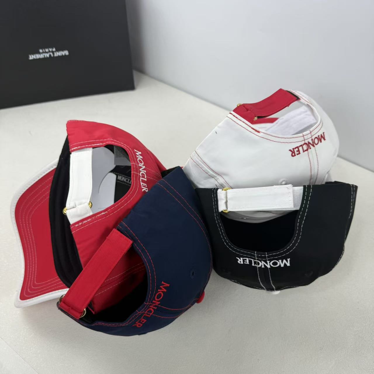 Hat 4018
