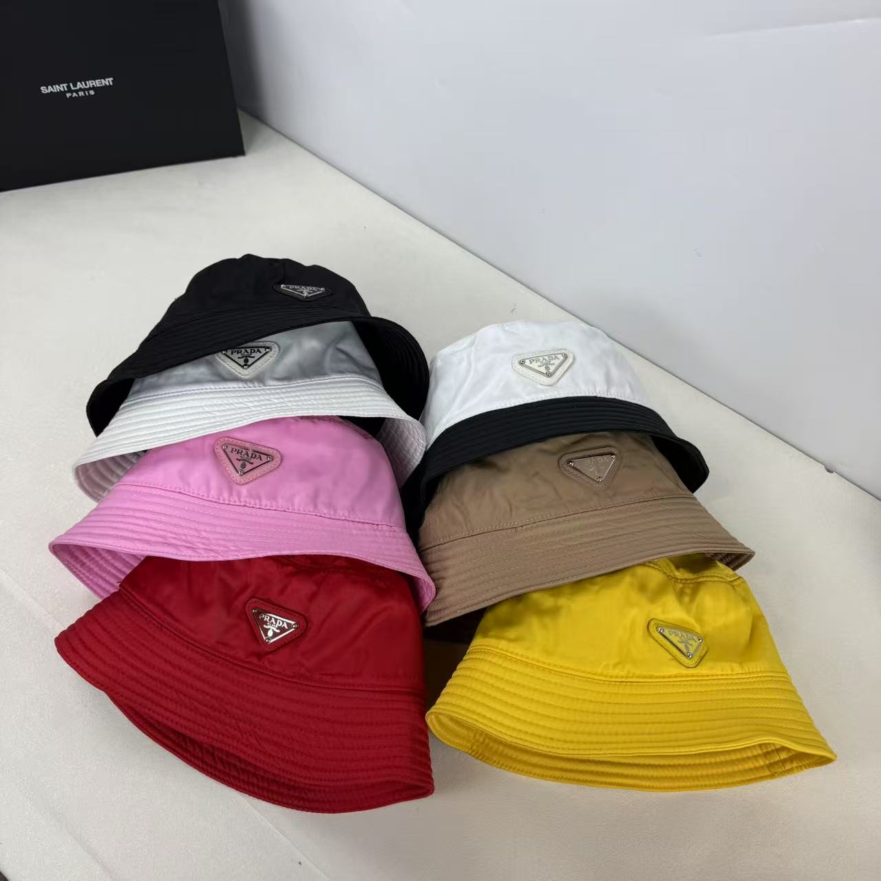 Hat 4016