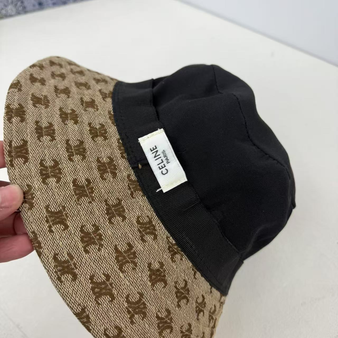 Hat 4037