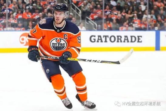 Connor McDavid crest