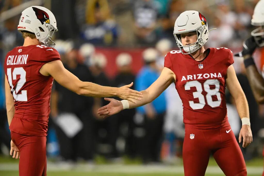 Arizona Cardinals Quarterback Carson Beck #12 Passing