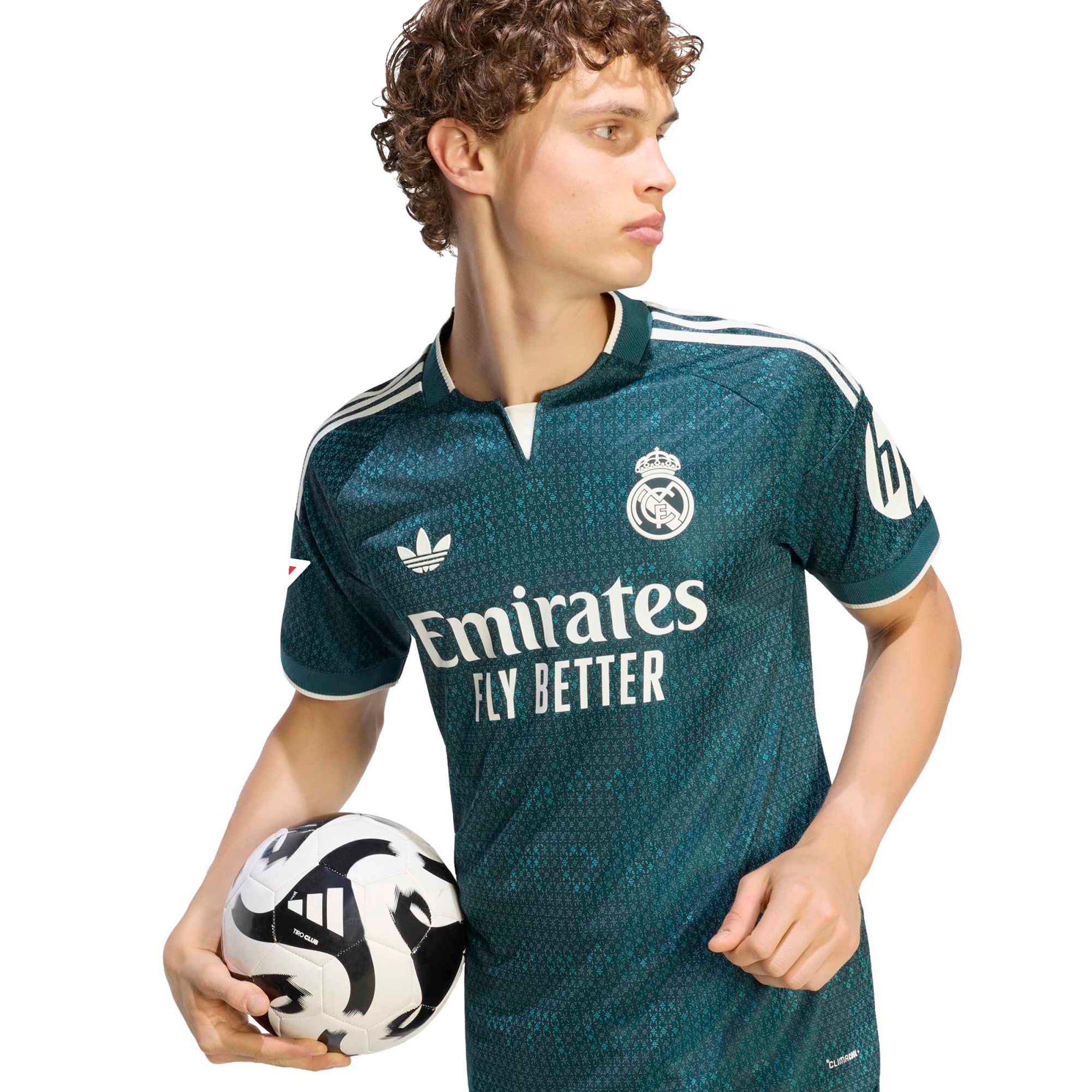 Real Madrid 2026/27 Away On Field Style Patch Jersey Green