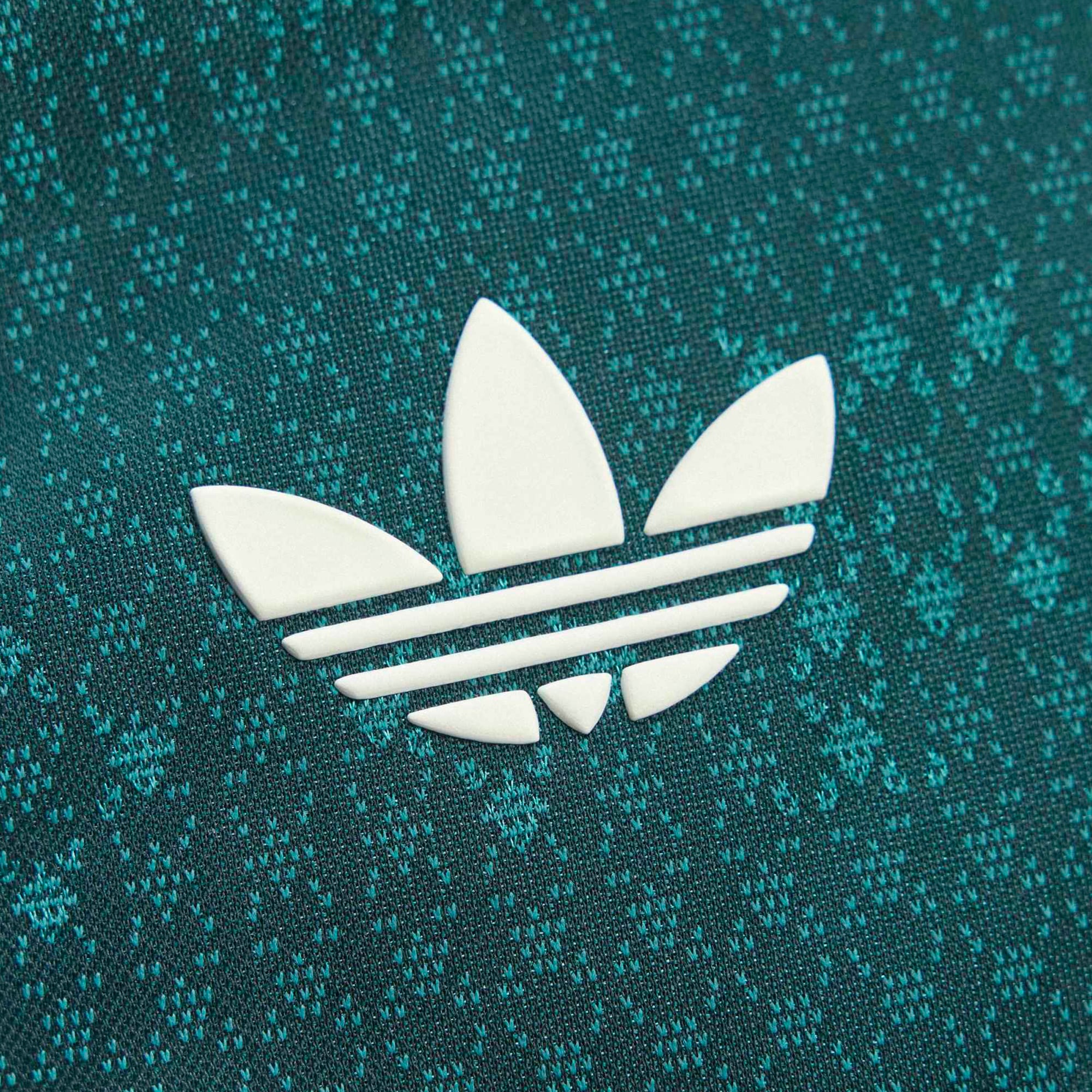 Real Madrid 2026/27 Away On Field Style Patch Jersey Green