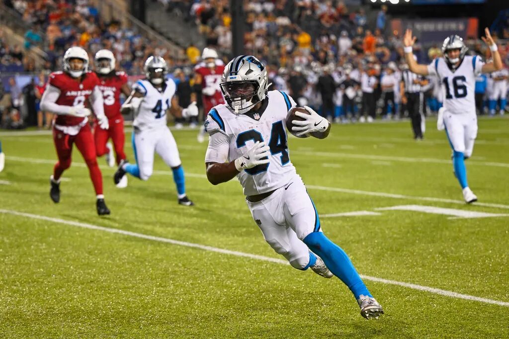 Arizona Cardinals Defense and Player #37 in Action