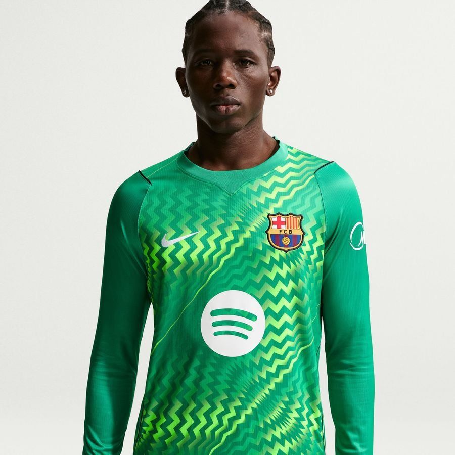 Barcelona Goalkeeper Shirt 2026/27 Long Sleeves-League Fan Gear