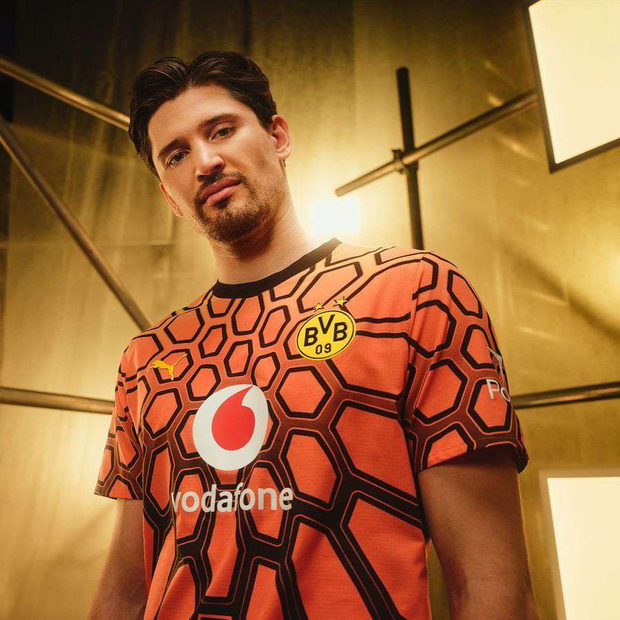Dortmund Goalkeeper Shirt 2026/27-League Fan Gear