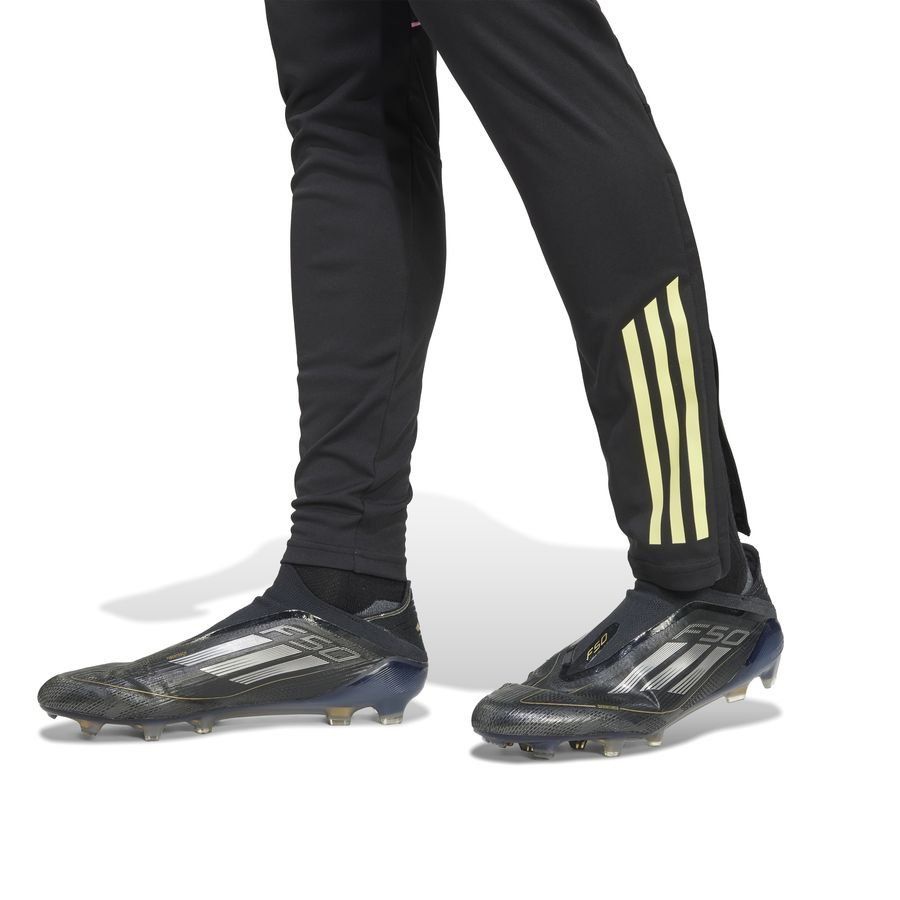 Juventus Training Trousers Tiro 25 - Black-League Fan Gear