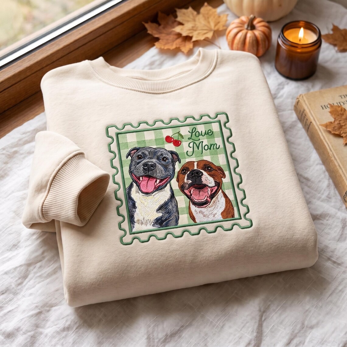 Embroidered Personalized DPet Portrait Shirt – Stamp Coquette Cat & Dog Mom Appliqué Tee
