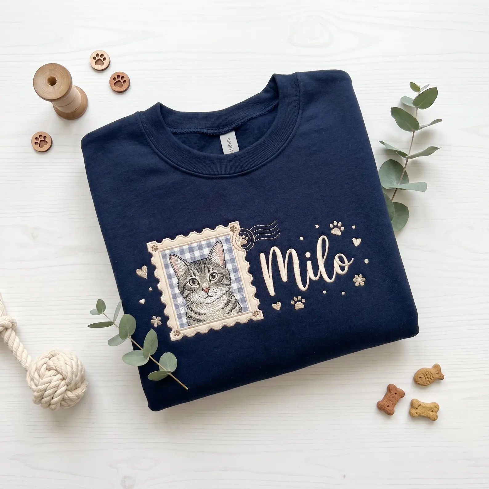 Custom Pet Portrait Embroidered Sweatshirt – Personalized Stamp Coquette Cat & Dog Mom Shirt | Appliqué Pet Lover Gift
