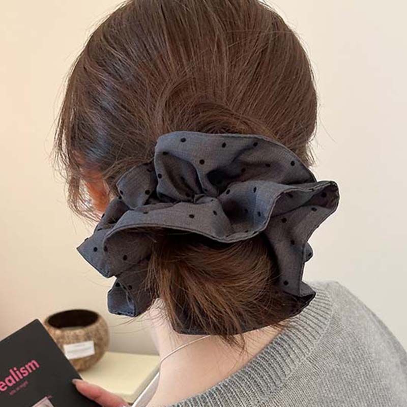 Korean retro high-end paisley double-layer fabric pleated hair tie for creating a voluminous bun or low ponytail