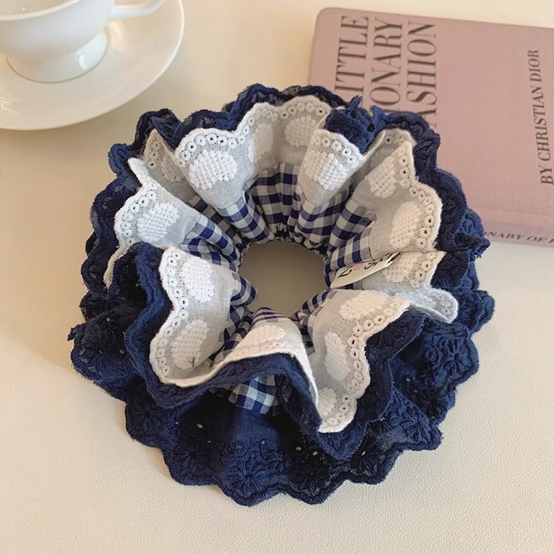 Korean retro high-end paisley double-layer fabric pleated hair tie for creating a voluminous bun or low ponytail