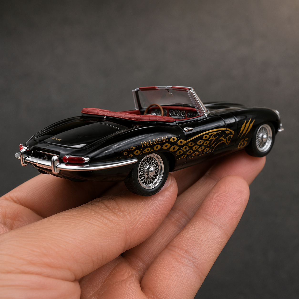 British Speed Icons | E-Type Roadster 65th Anniversary Edition