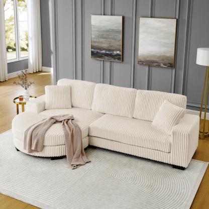 Sofá modular en forma de L (configurable a izquierda o derecha) – Tapizado en tela tipo «borreguito» (teddy) con acabado capitoné, estructura de madera maciza, relleno de espuma; incluye función de sofá cama, otomana y 2 cojines. Ideal para sala de estar 