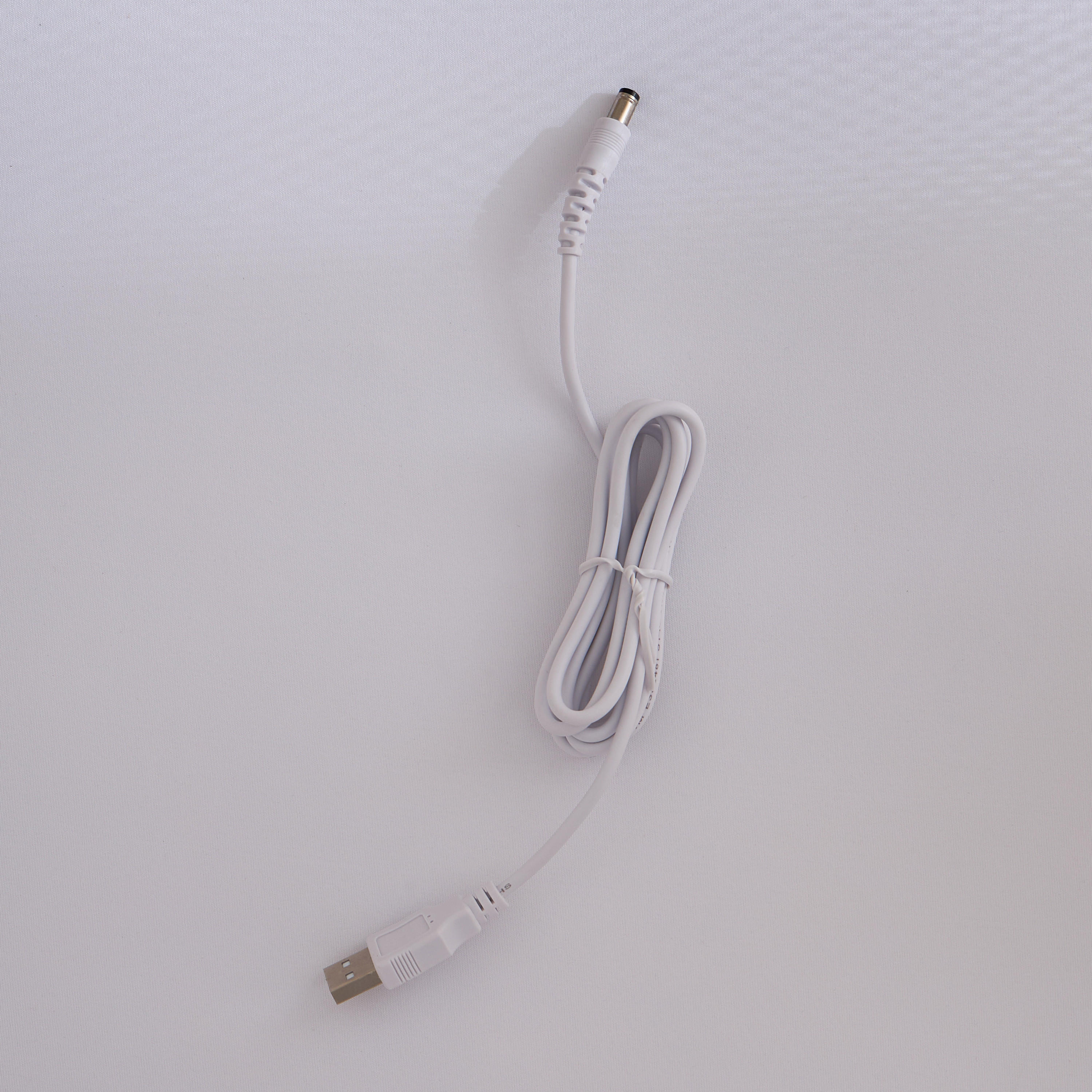 Cuna eléctrica para bebé con balanceo automático, Bluetooth, mosquitero, altura ajustable y control táctil.