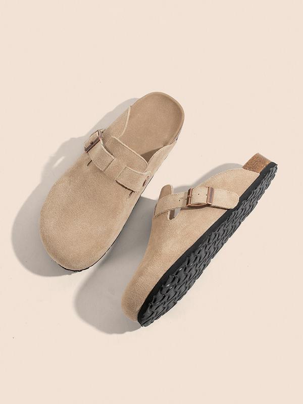 Zuecos unisex de punta cerrada. Ponte un par y siente la comodidad al instante, con ese toque relajado que te encanta. Perfectos para ir al trabajo, dar un paseo o complementar tus looks de primavera y verano.