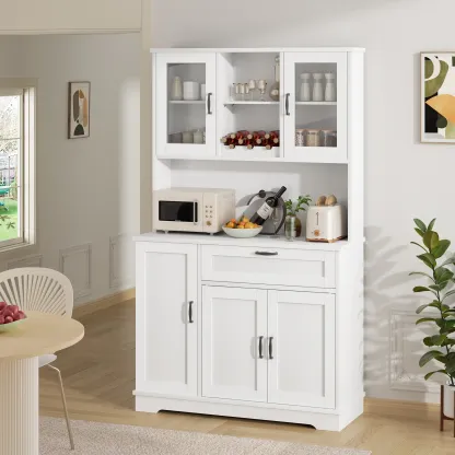 Armario de cocina Walsunny ajustable, aparador independiente con soporte para microondas, 4 puertas con estantes, estantes ajustables y botellero, color blanco.
