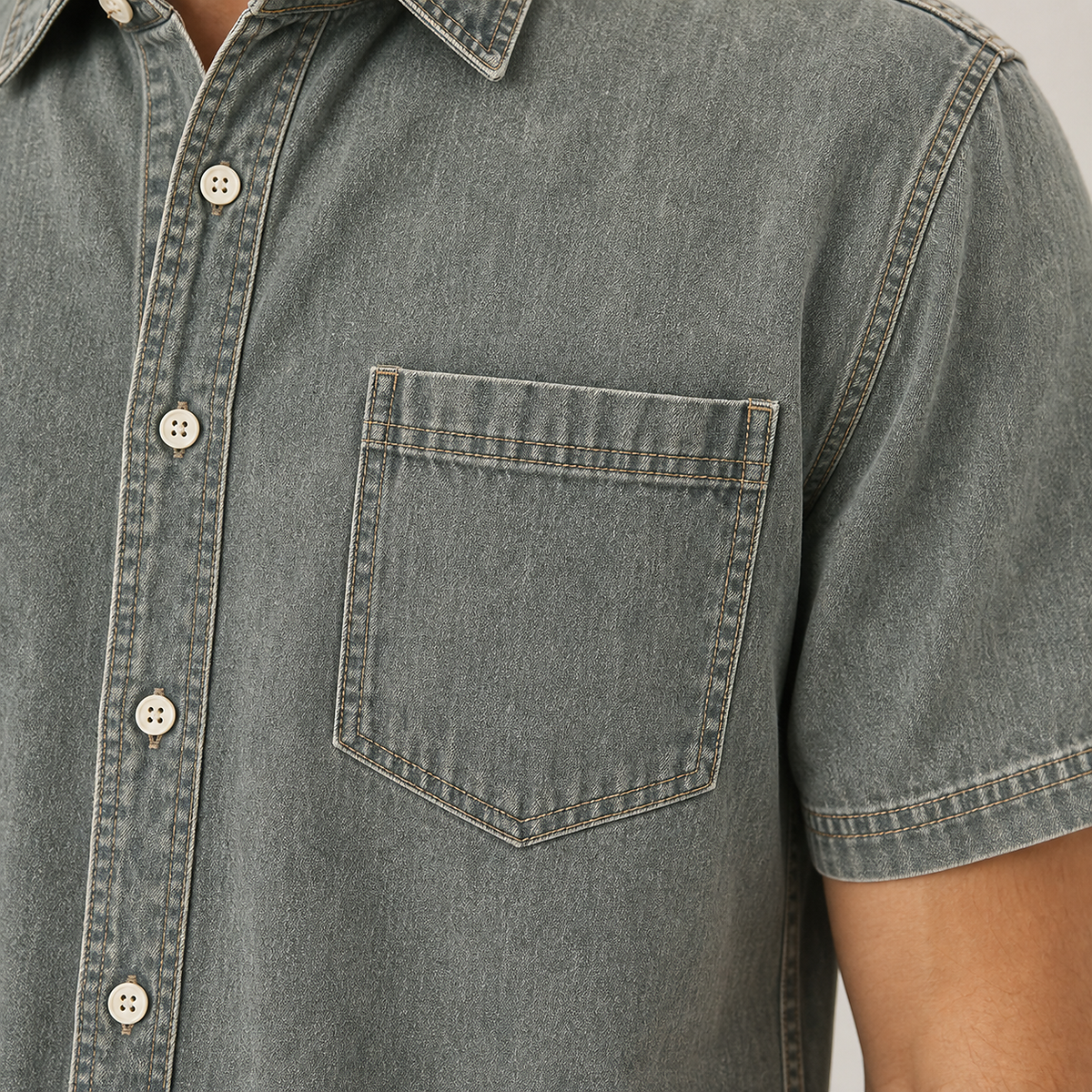 1tu0801001 retained detail-02-chest-pocket.png