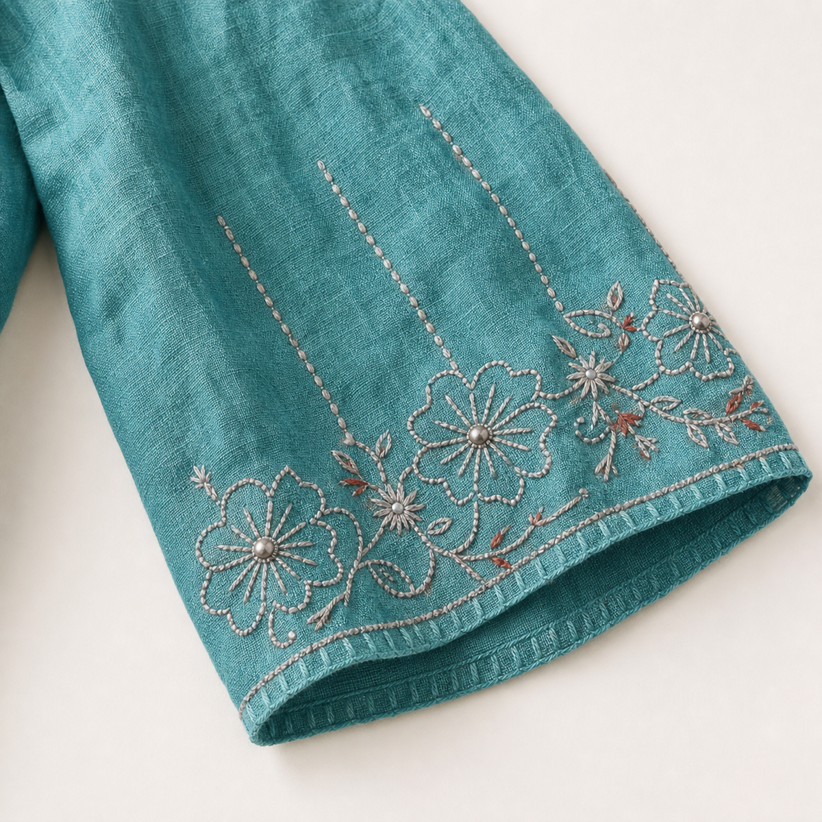 T3u0730001 detail-sleeve.png