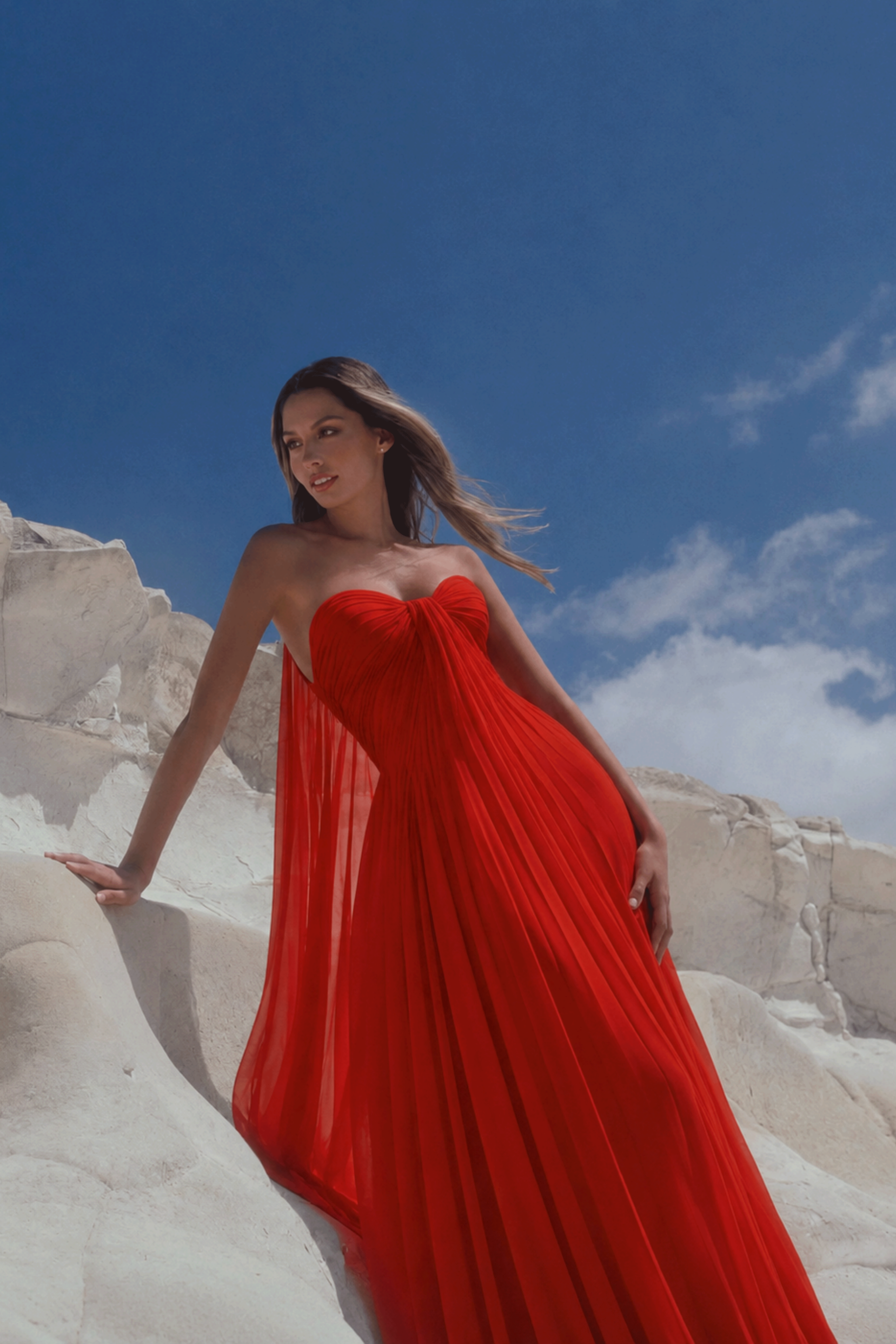 Willow Red Sweetheart Neck Ruched Maxi Dress