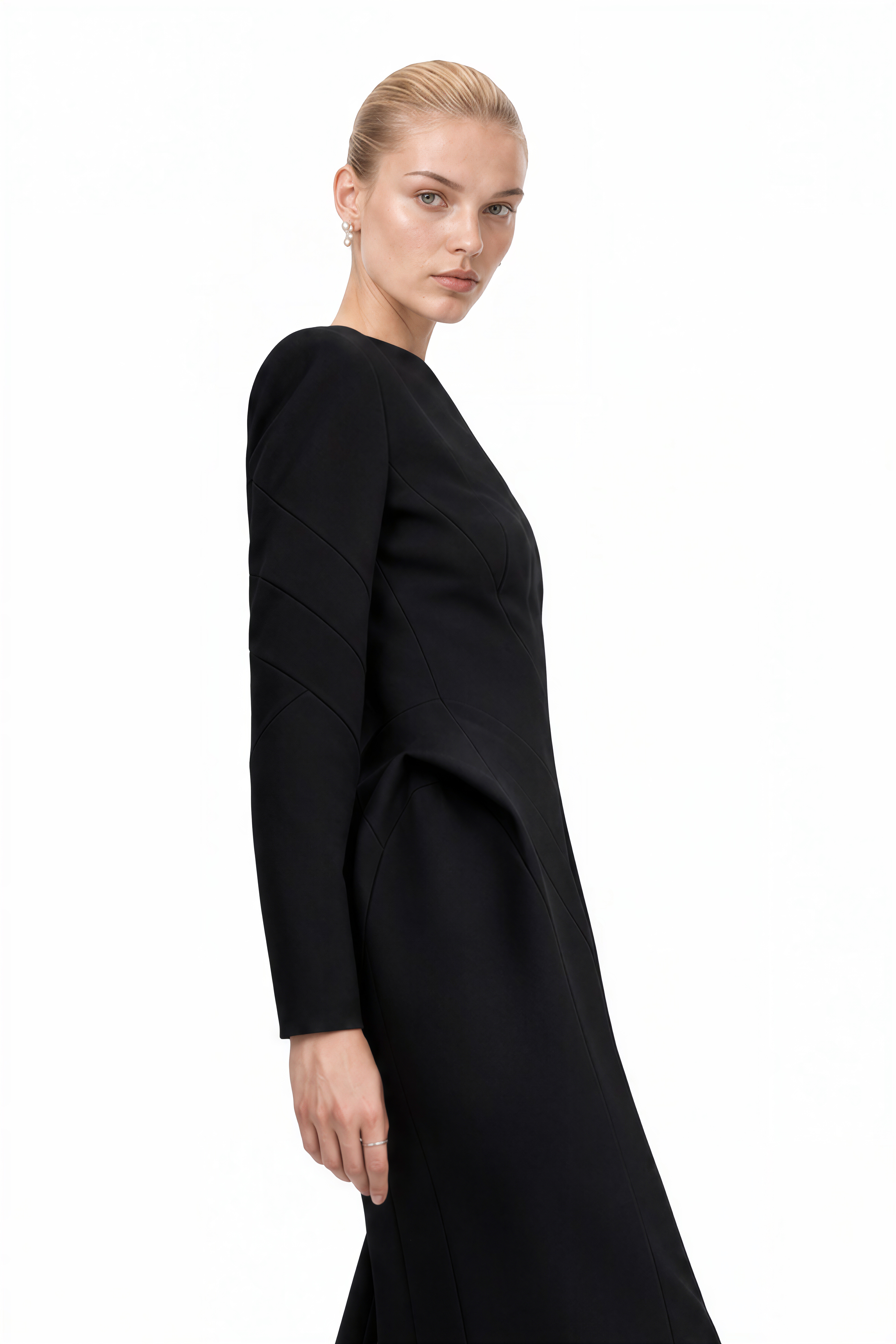 Audrey Black Long Sleeves Slit Midi Dress