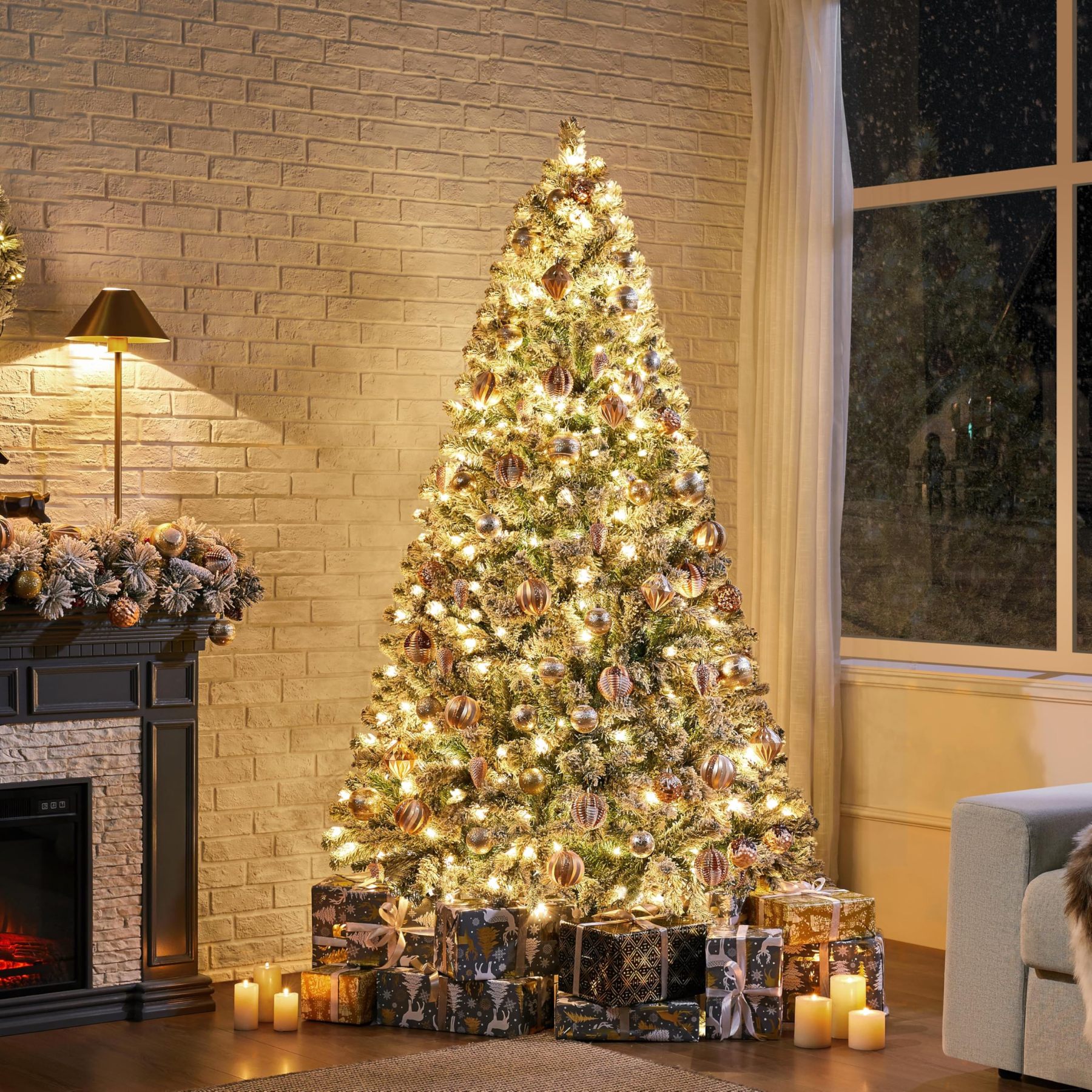 [Oferta especial de preventa]Yaheetech Árbol de Navidad Artificial Preiluminado de 6.5ft con 820 Puntas y 250 Luces Blancas Cálidas, Soporte Plegable, Color Blanco