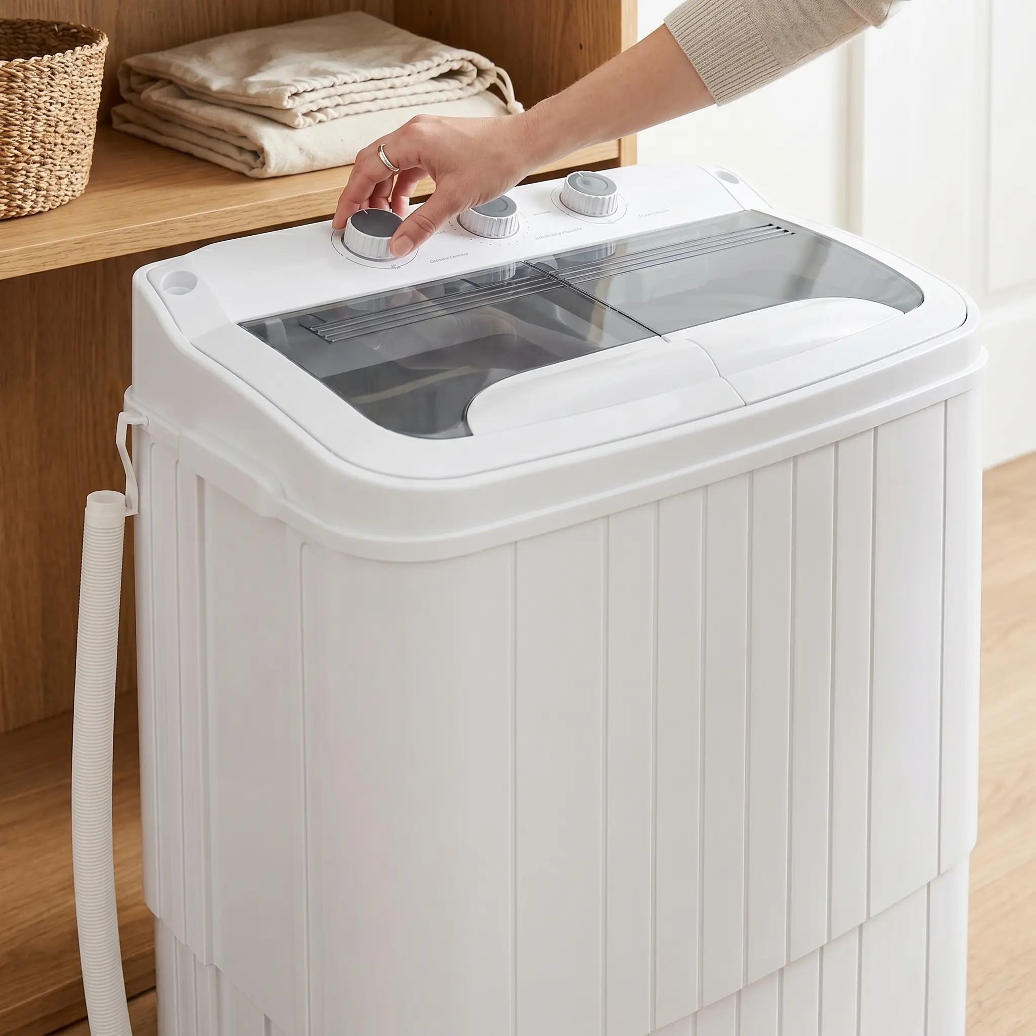 Lavadora semiautomática de doble tina (capacidad total de 16 lb: 9.6 lb de lavado + 5.4 lb de centrifugado); lavadora compacta ideal para apartamentos, dormitorios, casas rodantes, campamentos y uso doméstico diario.