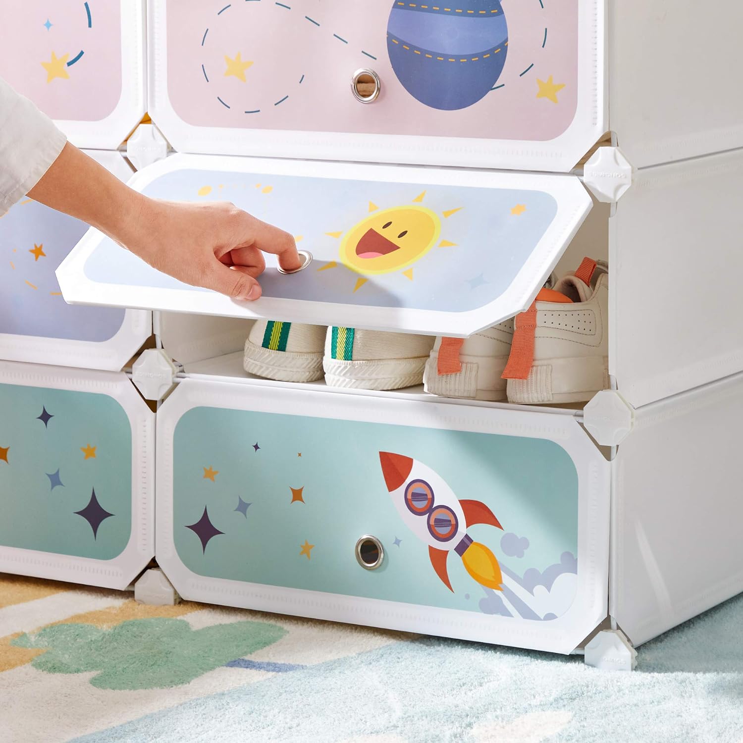 SONGMICS Modular Children's Shelf with 6 Cubes, Children's Shoe Rack, 43 x 31 x 105 cm, Modular Cabinet with Doors, for Clothes, Shoes, Toys, Cloud White MLPC904W01