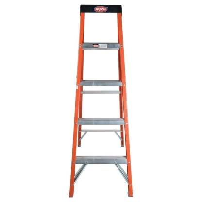 Escalera Tijera Fibra De Vidrio Pleg Akron 4 Escalones 81-55 90kg< Akron Herramientas Escalera Tijera Fibra de Vidrio Tipo III